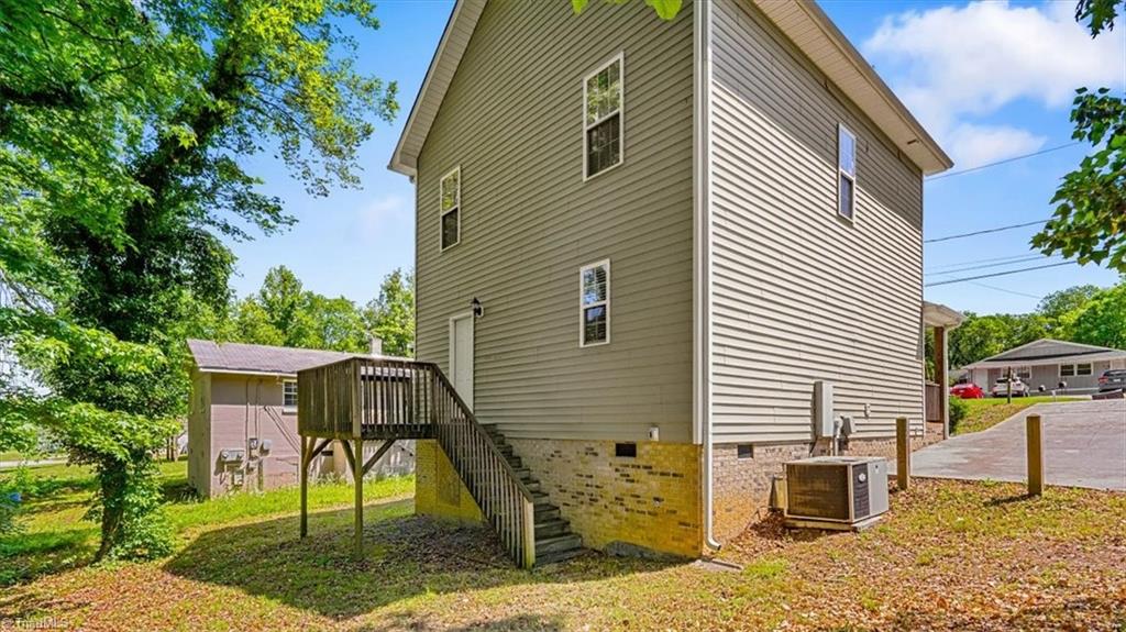 810 Mobile Street, High Point, North Carolina image 29