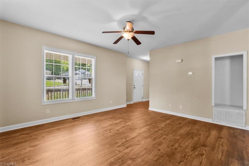 810 Mobile Street, High Point, North Carolina image 8