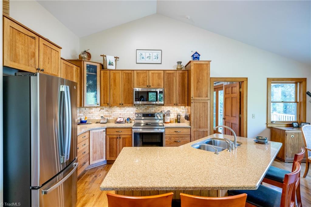 958 Alta Vista Lane, Sparta, North Carolina image 12