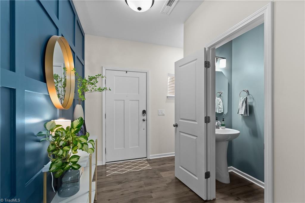 4020 Centerpiece Court