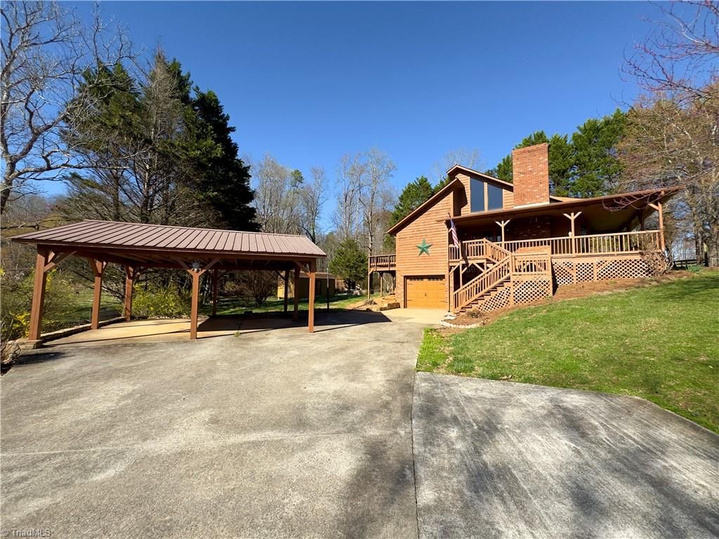 Photo of 1693 Traphill Road, Hays, NC 28635 (MLS # 1212461)