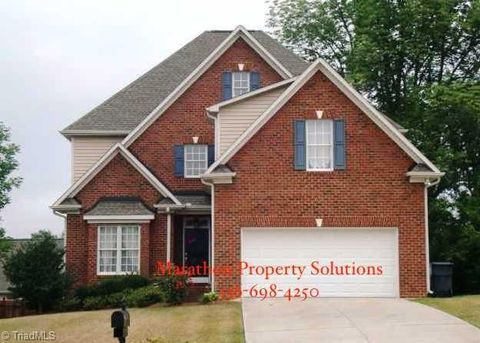Homes For Rent - 6608 Barton Creek Court<br/> Guilford County, Whitsett, NC 27377
