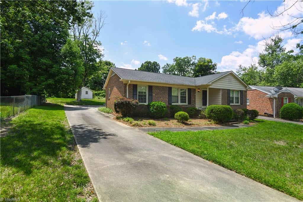 Photo of 4803 Susan Terrace, Greensboro, NC 27410 (MLS # 1225248)