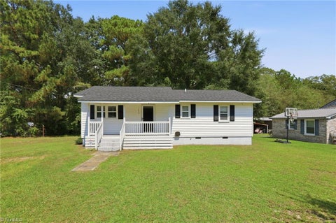 Homes For Sale - 1450 Baldwin Branch Church Road<br/> Elizabethtown, NC 28337