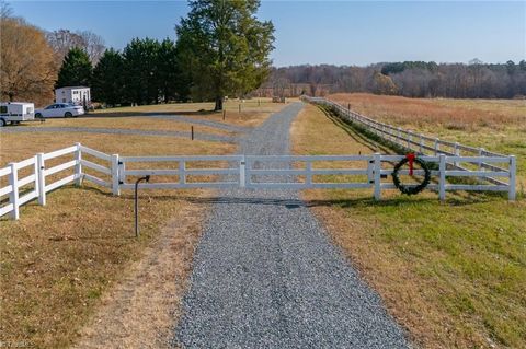Vacant Land For Sale - Little Birds Lane<br/> Rockingham County, Reidsville, NC 27320