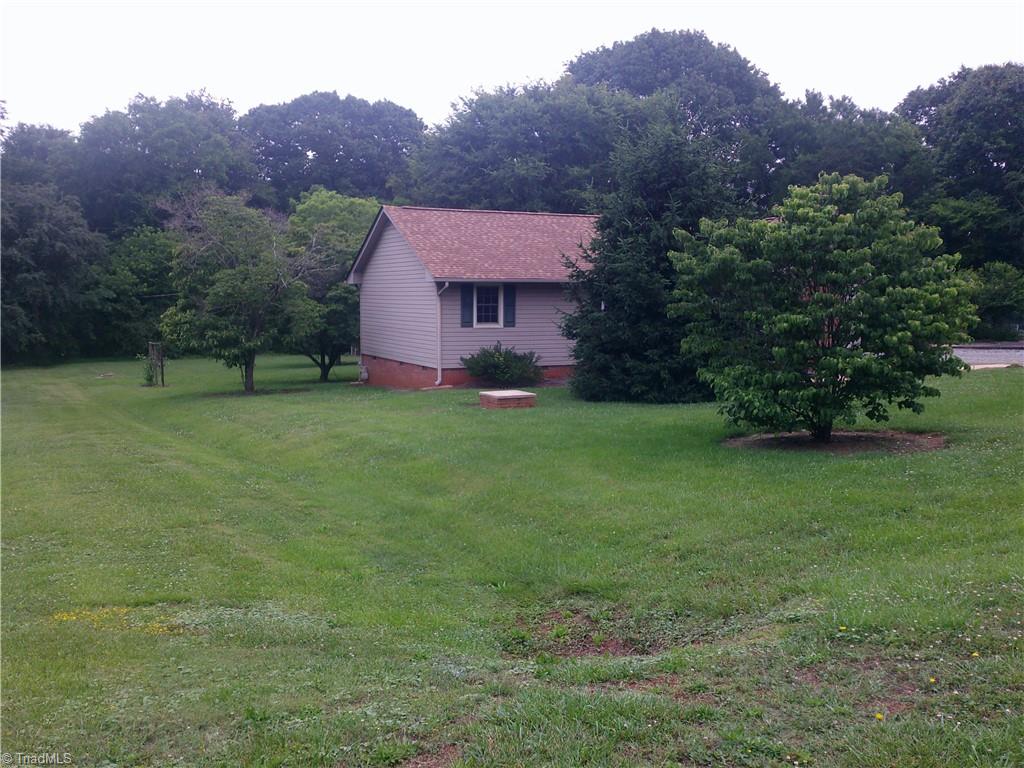 1942 Brier Lane, Graham, North Carolina image 2
