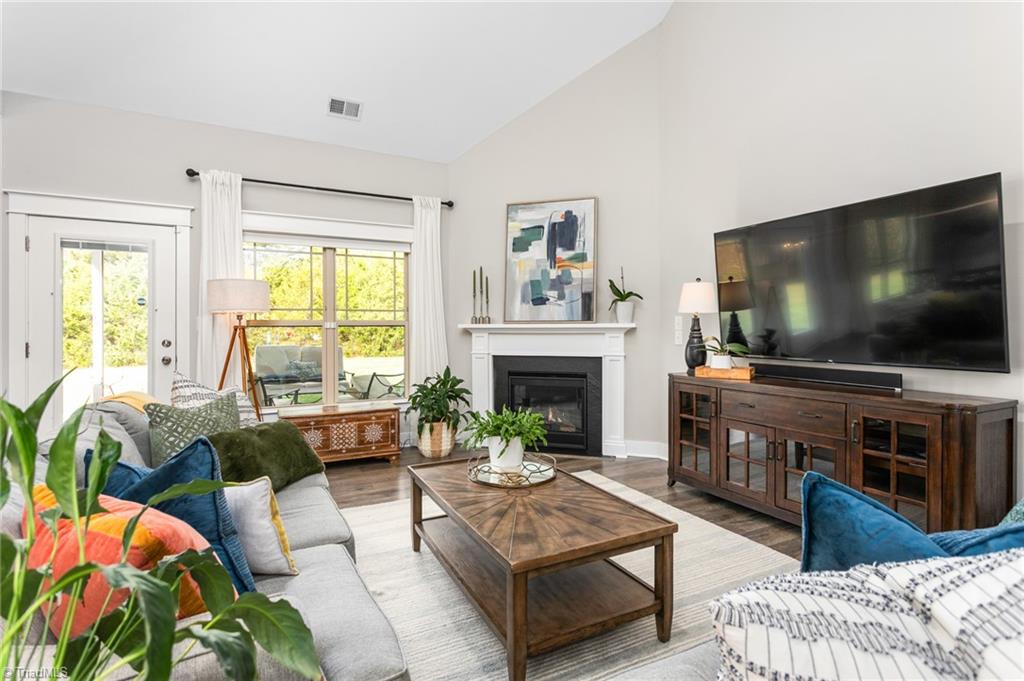 7006 Westfield Village Circle