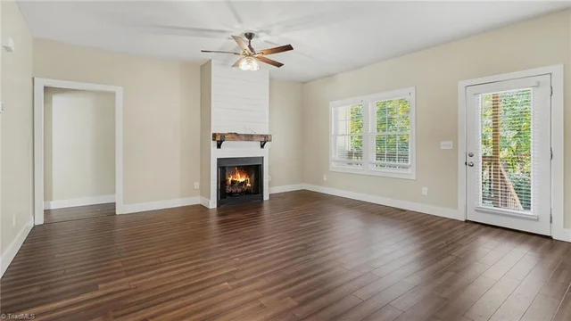 108 Daniels Street, photo 3 of 23