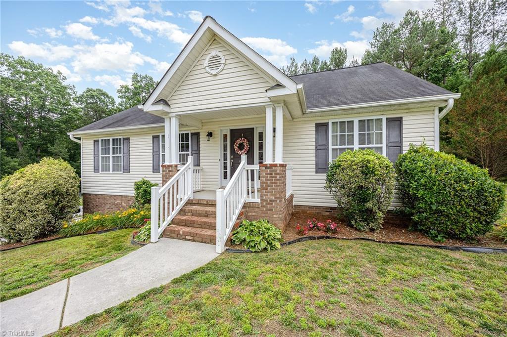 426 Carriage Lane, Linwood, North Carolina image 4