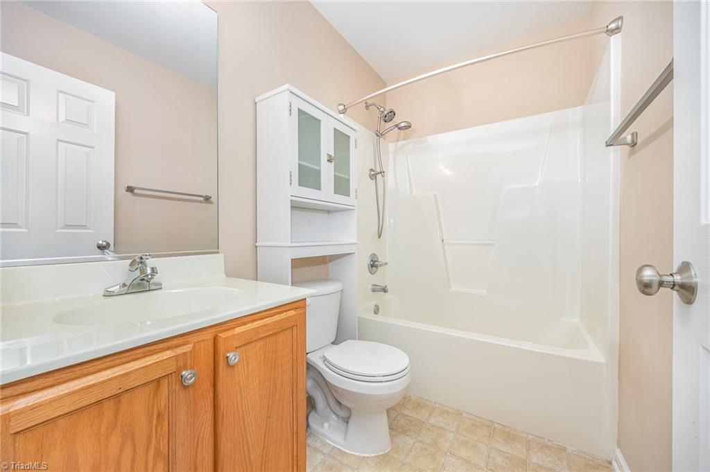 426 Carriage Lane, Linwood, North Carolina image 17