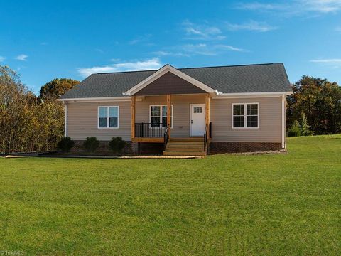 Homes For Sale - 1191 Perkinson Road<br/> Rockingham County, Ruffin, NC 27326