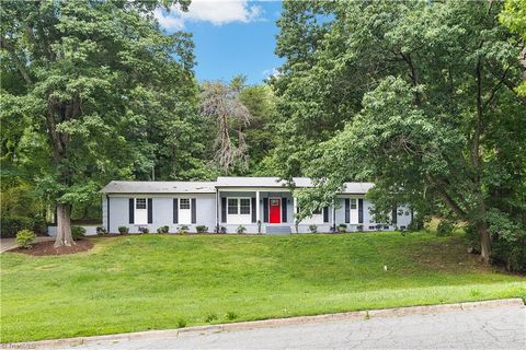 1304 Wickliff Avenue High Point NC 27262