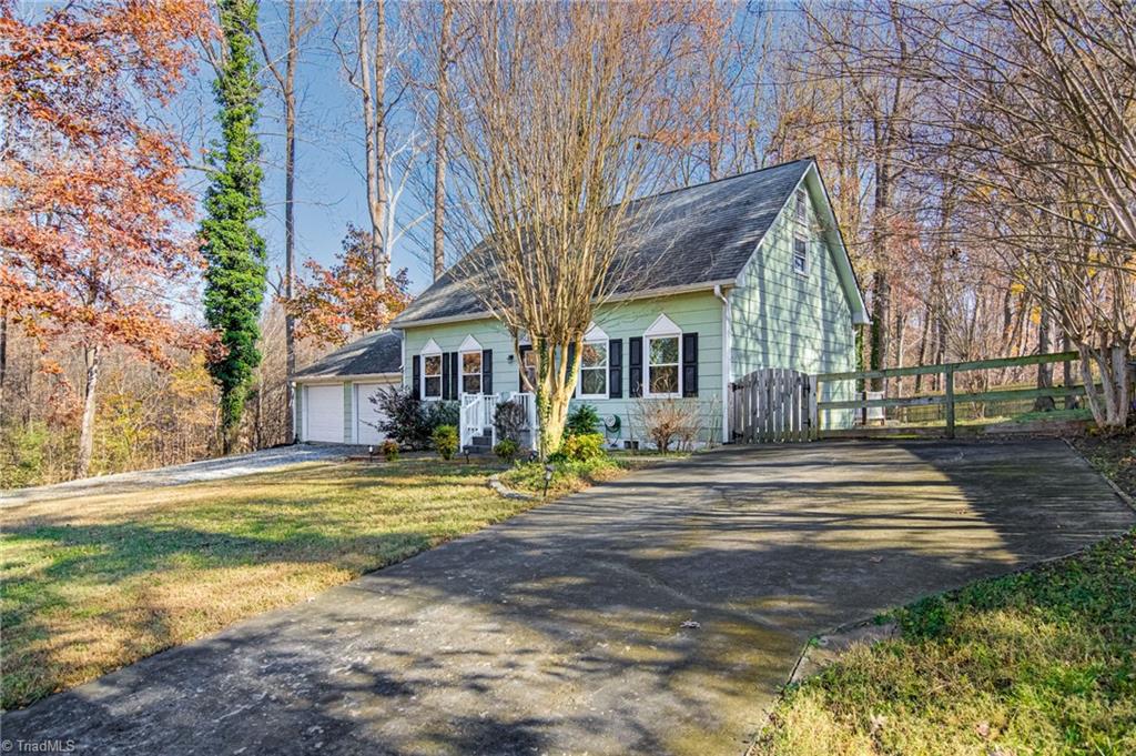 2057 Claxton Drive SW