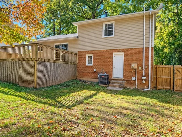 2645 Wyman Road, photo 5 of 37