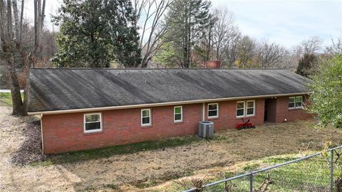 A home in North Wilkesboro