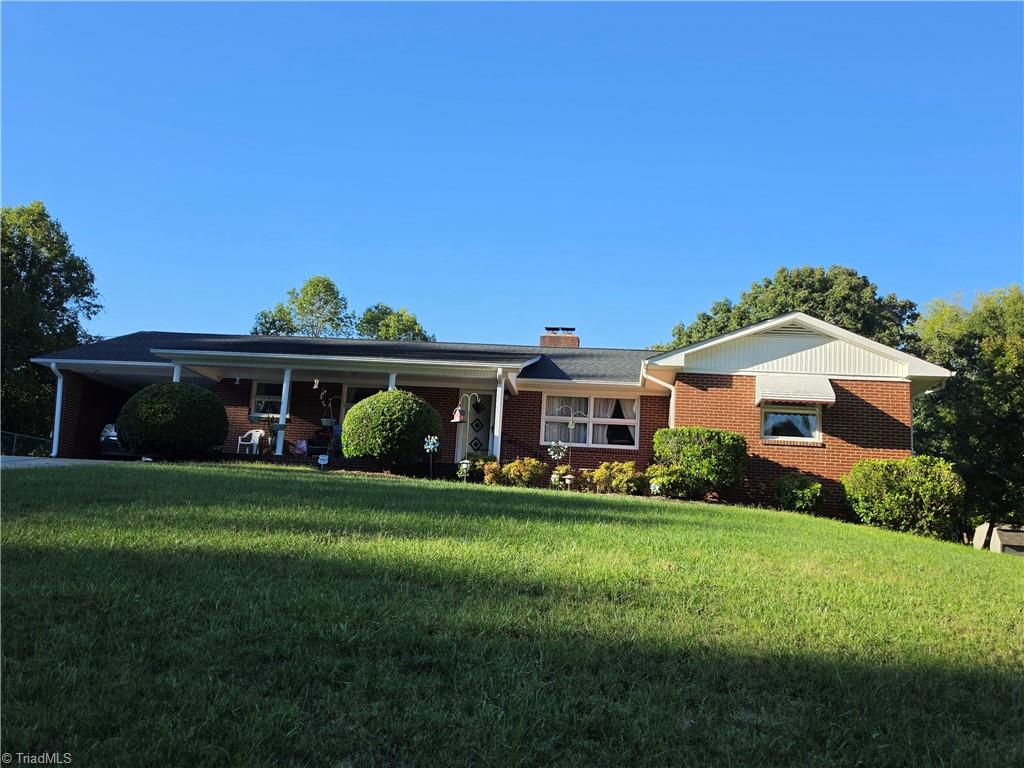 Photo of 708 Hudson Street, Winston-Salem, NC 27105 (MLS # 1237138)