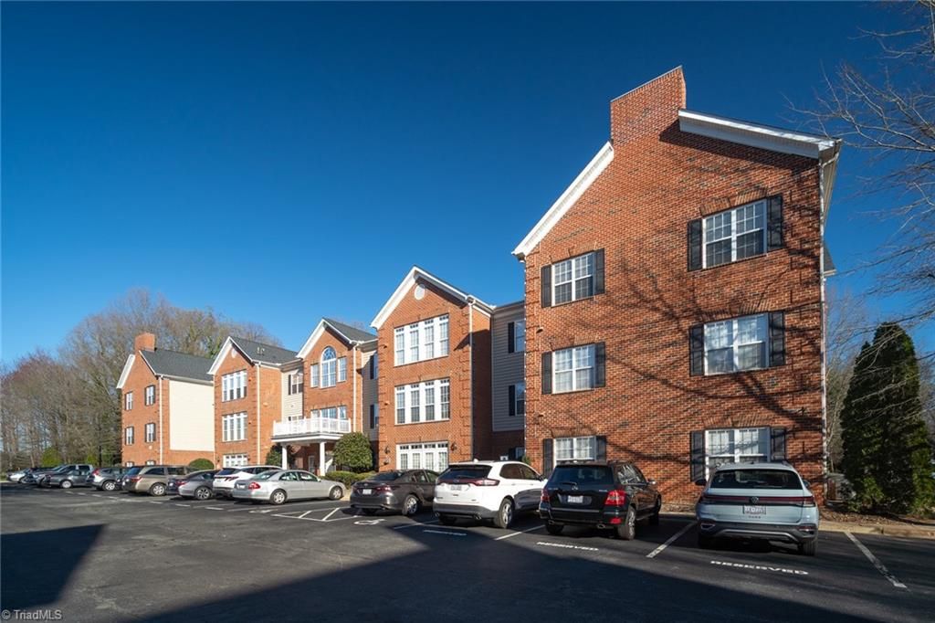 Photo of 524 College Road #307, Greensboro, NC 27410 (MLS # 1211991)