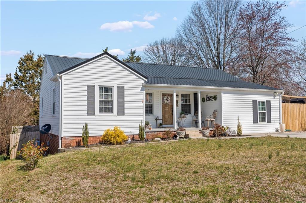 617 Martha Place, High Point, North Carolina image 3