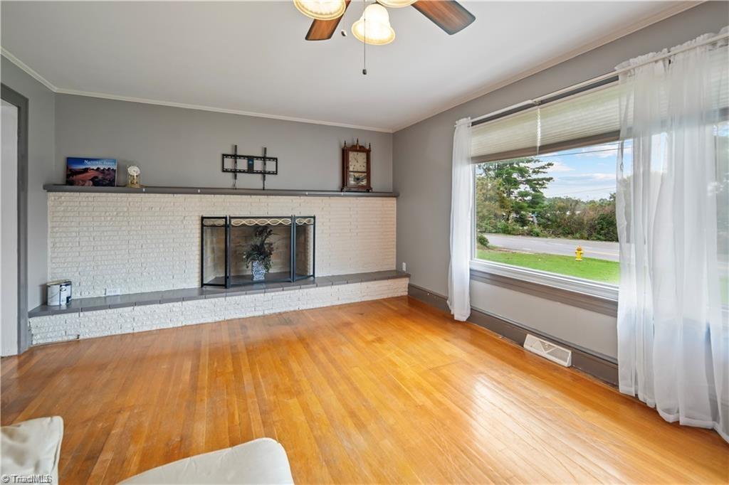 1304 Forrest Drive, Mount Airy, North Carolina image 4