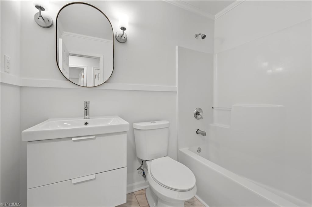 800 Linens Street, Graham, North Carolina image 25