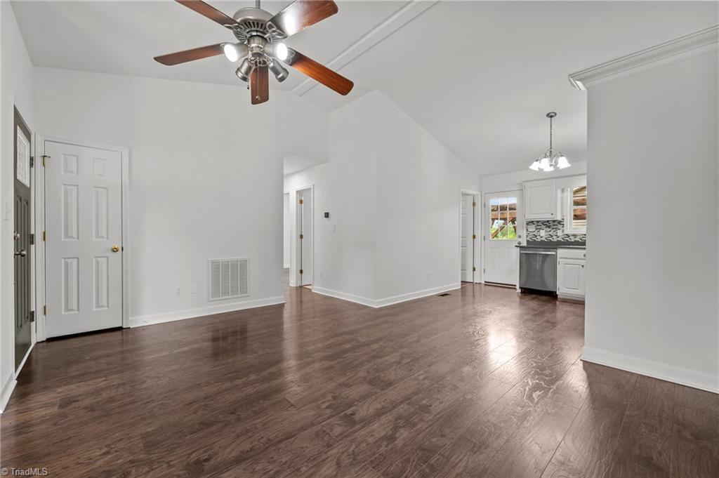 800 Linens Street, Graham, North Carolina image 4