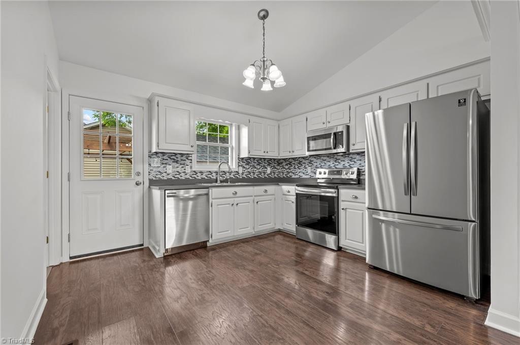 800 Linens Street, Graham, North Carolina image 7