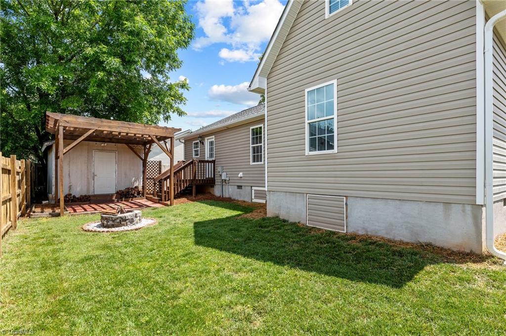 800 Linens Street, Graham, North Carolina image 32