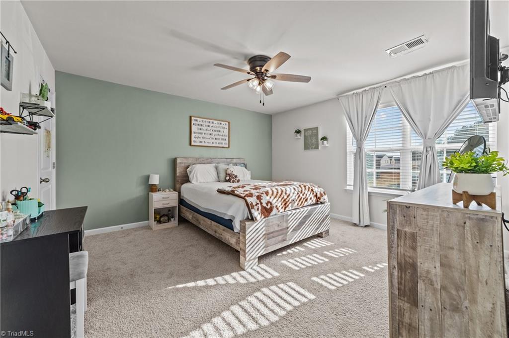 Lexington, North Carolina 27295, United States, 4 Bedrooms Bedrooms, ,3 BathroomsBathrooms,Residential,Active,85991