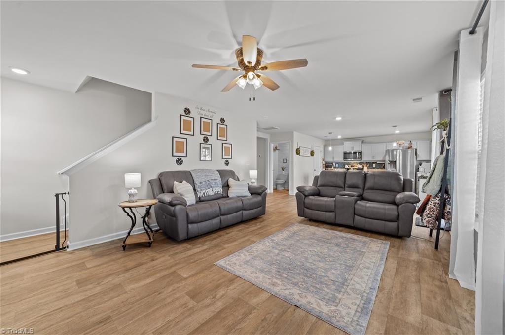 Lexington, North Carolina 27295, United States, 4 Bedrooms Bedrooms, ,3 BathroomsBathrooms,Residential,Active,85991