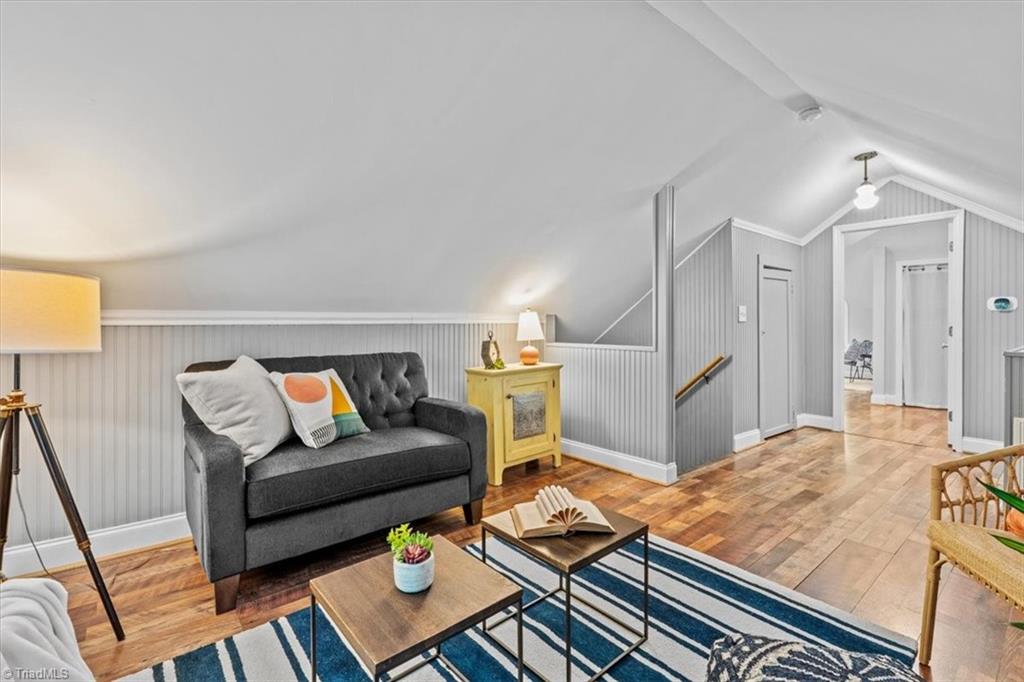 Greensboro, North Carolina 27408, United States, 3 Bedrooms Bedrooms, ,2 BathroomsBathrooms,Residential,Pending,167824