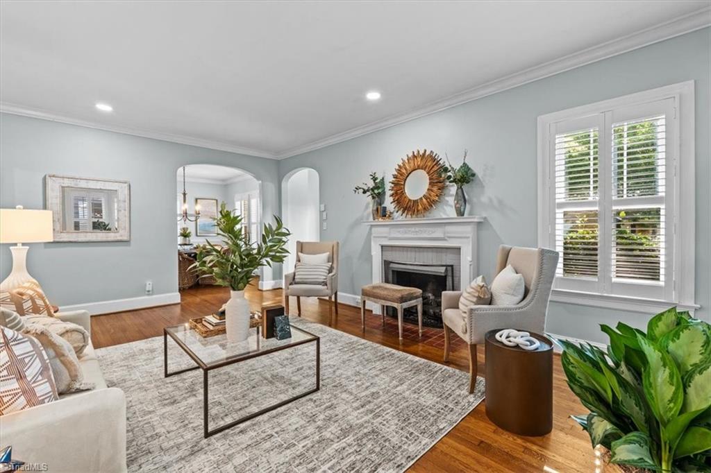 Greensboro, North Carolina 27408, United States, 3 Bedrooms Bedrooms, ,2 BathroomsBathrooms,Residential,Pending,167824