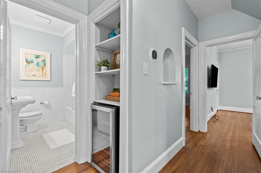 Greensboro, North Carolina 27408, United States, 3 Bedrooms Bedrooms, ,2 BathroomsBathrooms,Residential,Pending,167824