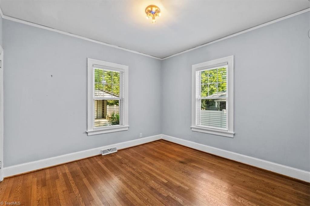 Greensboro, North Carolina 27408, United States, 3 Bedrooms Bedrooms, ,2 BathroomsBathrooms,Residential,Pending,167824