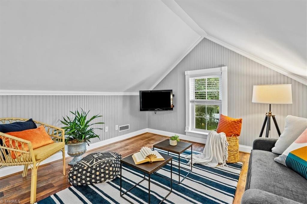 Greensboro, North Carolina 27408, United States, 3 Bedrooms Bedrooms, ,2 BathroomsBathrooms,Residential,Pending,167824