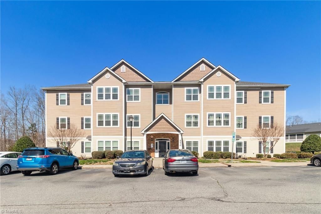 Photo of 5430 Forester Drive #3D, High Point, NC 27265 (MLS # 1212346)