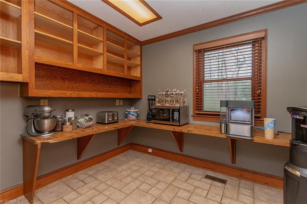 5110 Foxview Drive, Pleasant Garden, North Carolina image 29