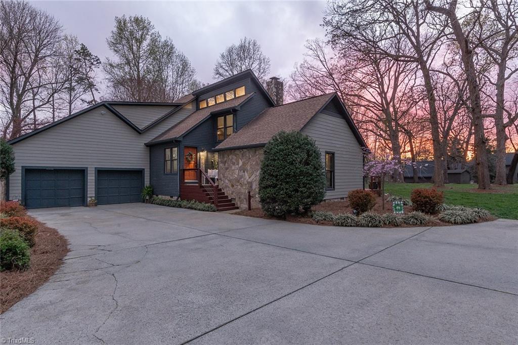 5110 Foxview Drive, Pleasant Garden, North Carolina image 2