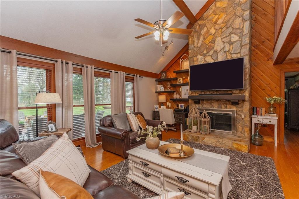 5110 Foxview Drive, Pleasant Garden, North Carolina image 11