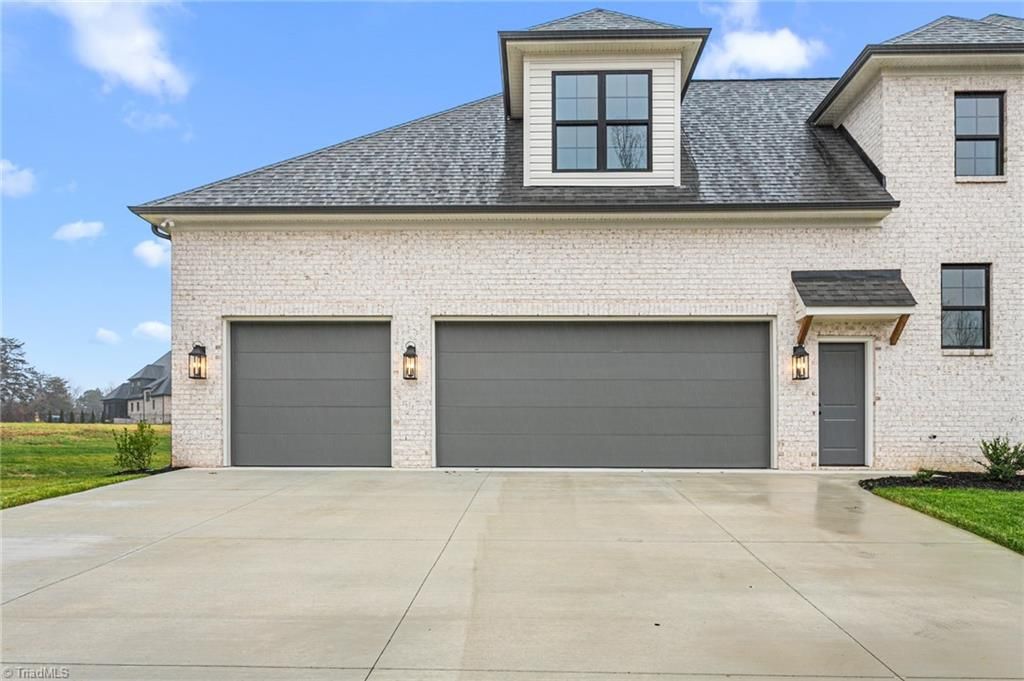 Photo of 6806 Brennan Way, Oak Ridge, NC 27310 (MLS # 1195702)