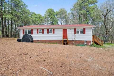 Homes For Sale - 3738 Amber Way<br/> Archdale, NC 27263