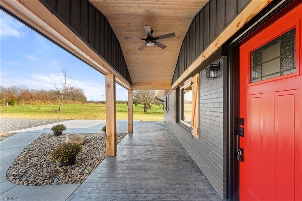 Photo of 1195 Rogers Road, Mount Airy, NC 27030 (MLS # 1202748)