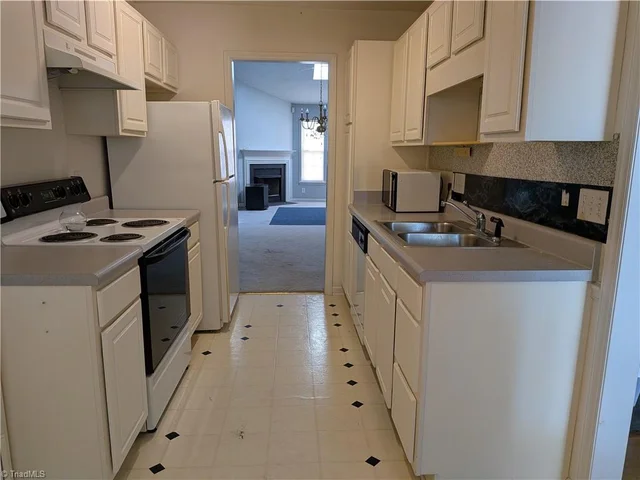 102 Wesley Harris Circle, photo 5 of 18