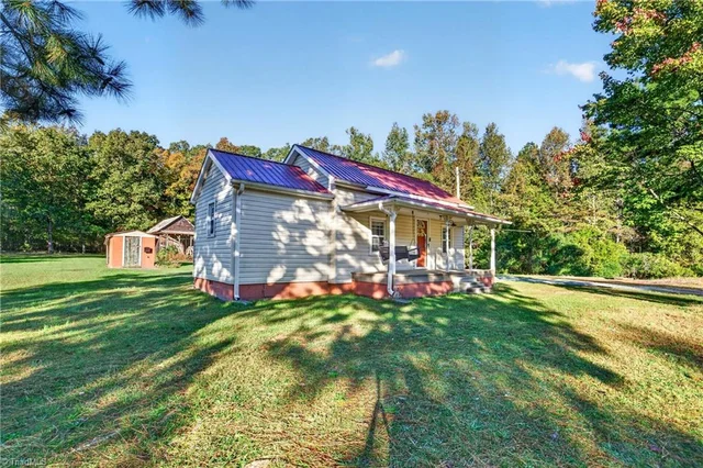1055 Old Silver Hill Road, photo 4 of 49
