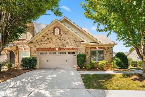 5285 ESHER DR, WALKERTOWN, NC 27051 - Image ef57c3e16d160f0a32ec9ad4ff57f6b1/2294573207