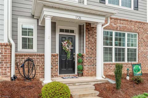 Townhouse For Sale - 1728 Westfall Street<br/> Kernersville, NC 27284