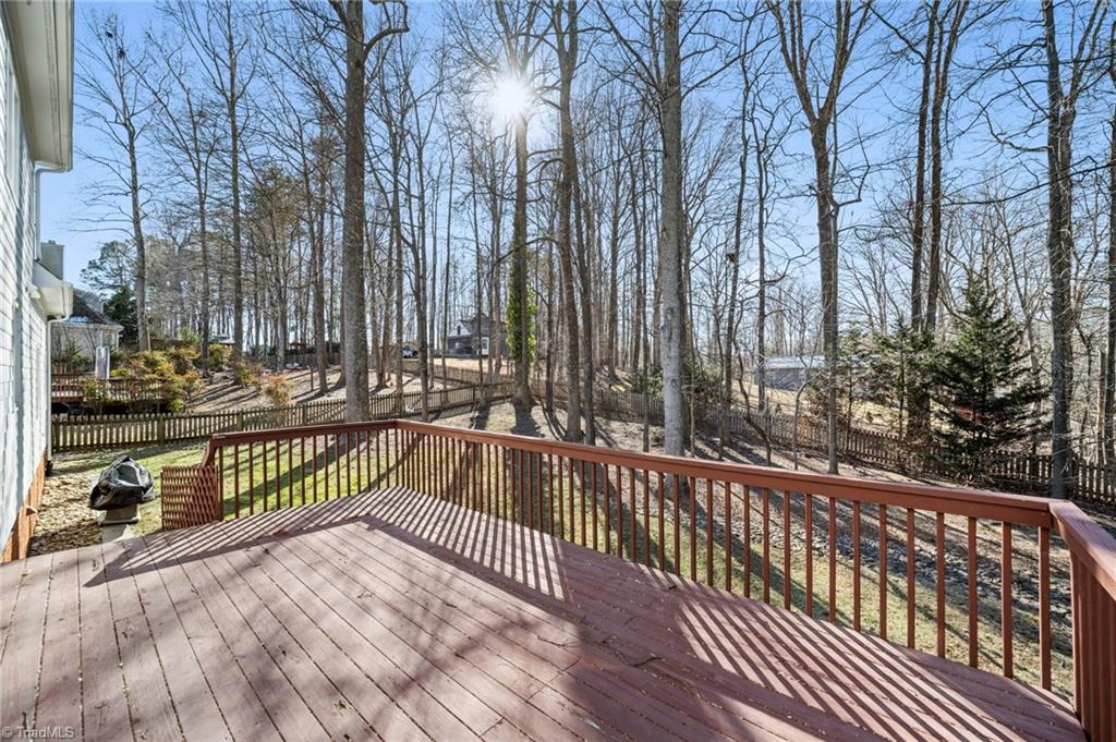 3107 Lodge Drive, Jamestown, North Carolina image 6