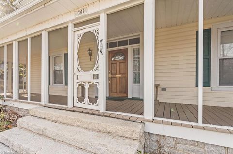 A home in Mount Airy