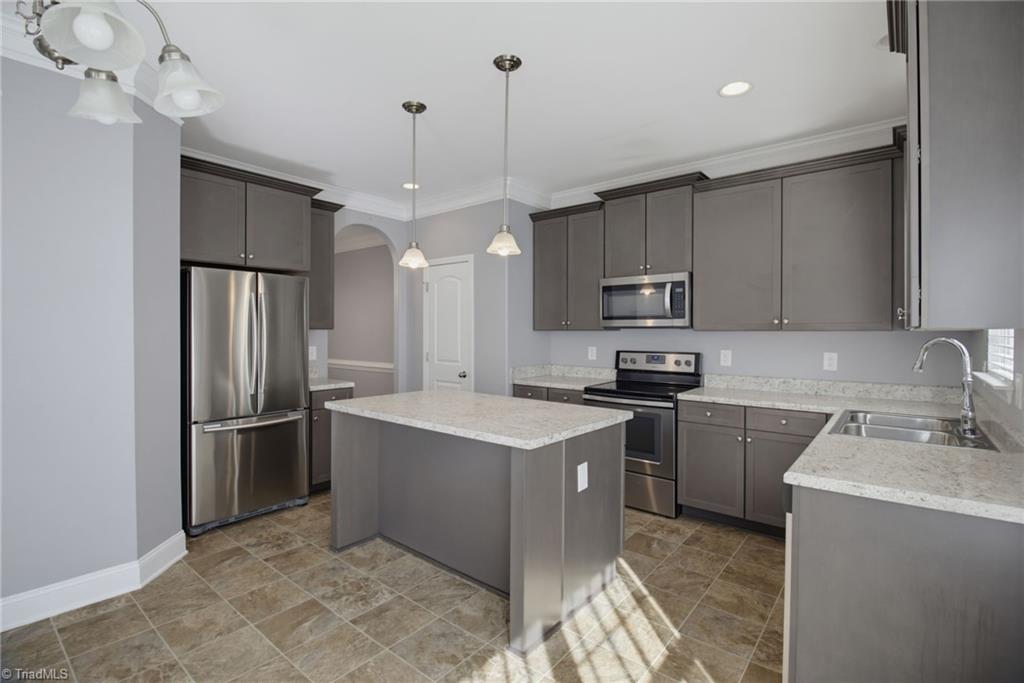 Photo of 15 Harvest Oak Court, Greensboro, NC 27406 (MLS # 1236782)