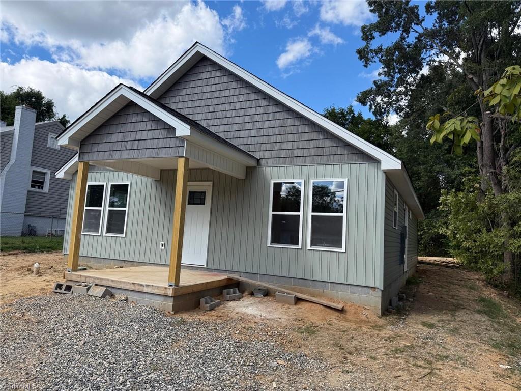 Photo of 1511 Franklin Avenue, High Point, NC 27265 (MLS # 1237213)
