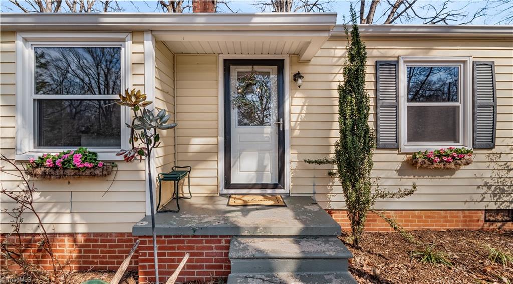 2800 Stratford Drive